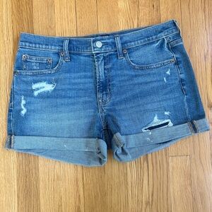GAP high rise distressed denim shorts - 5” inseam - like new